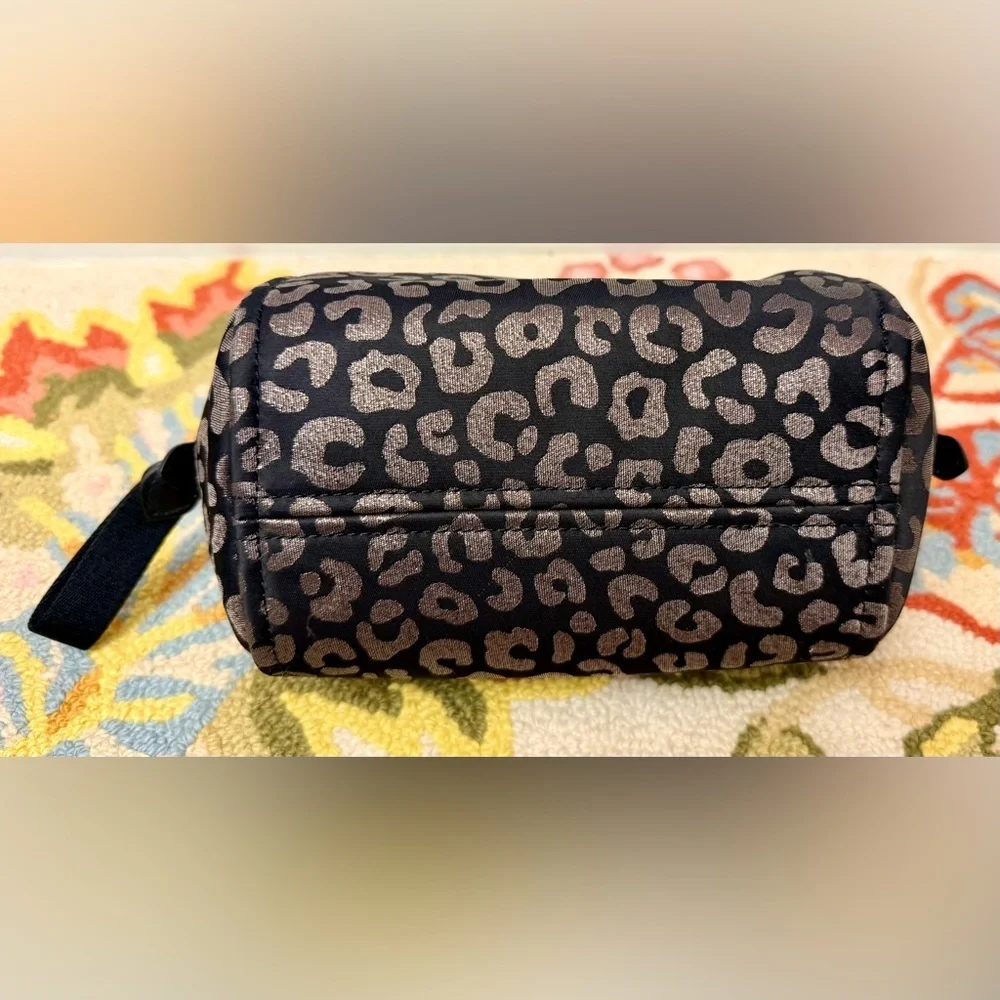 KATE SPADE Chelsea Medium Metallic Black Leopard Print Zip Pouch W/ Wristlet - Picture 5 of 16